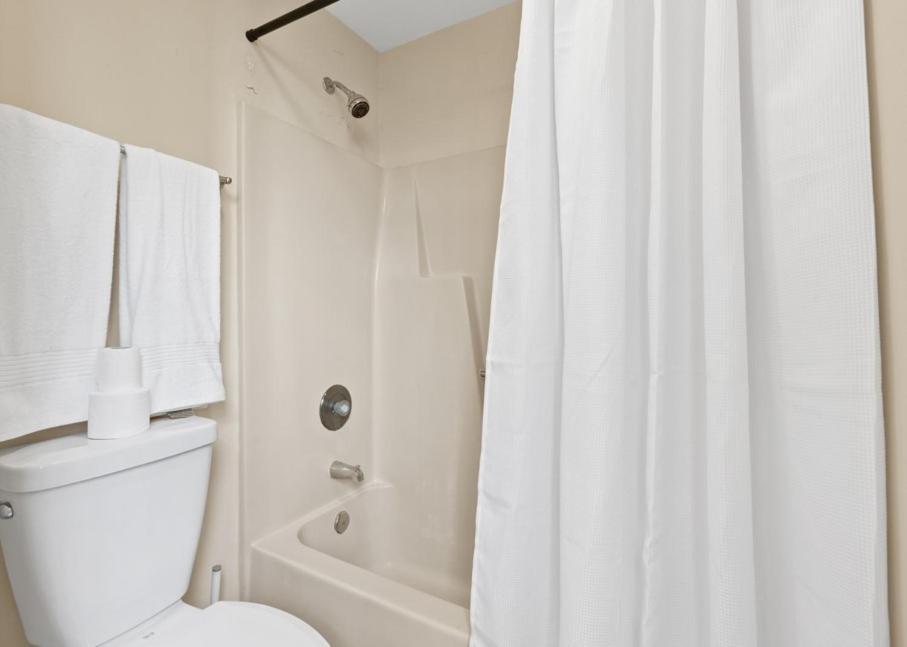 ווילמינגטון Bright And Cozy 1-Br Condo, Wifi מראה חיצוני תמונה