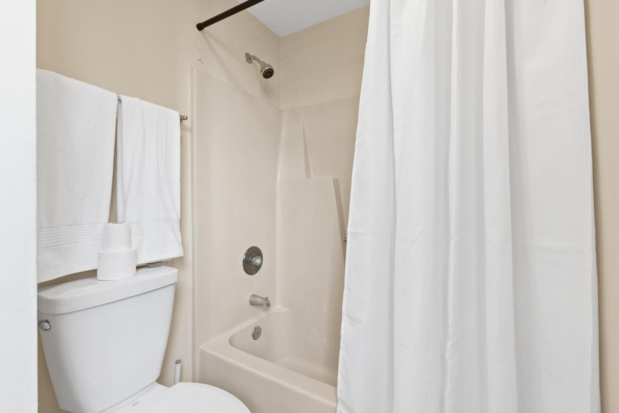 ווילמינגטון Bright And Cozy 1-Br Condo, Wifi מראה חיצוני תמונה